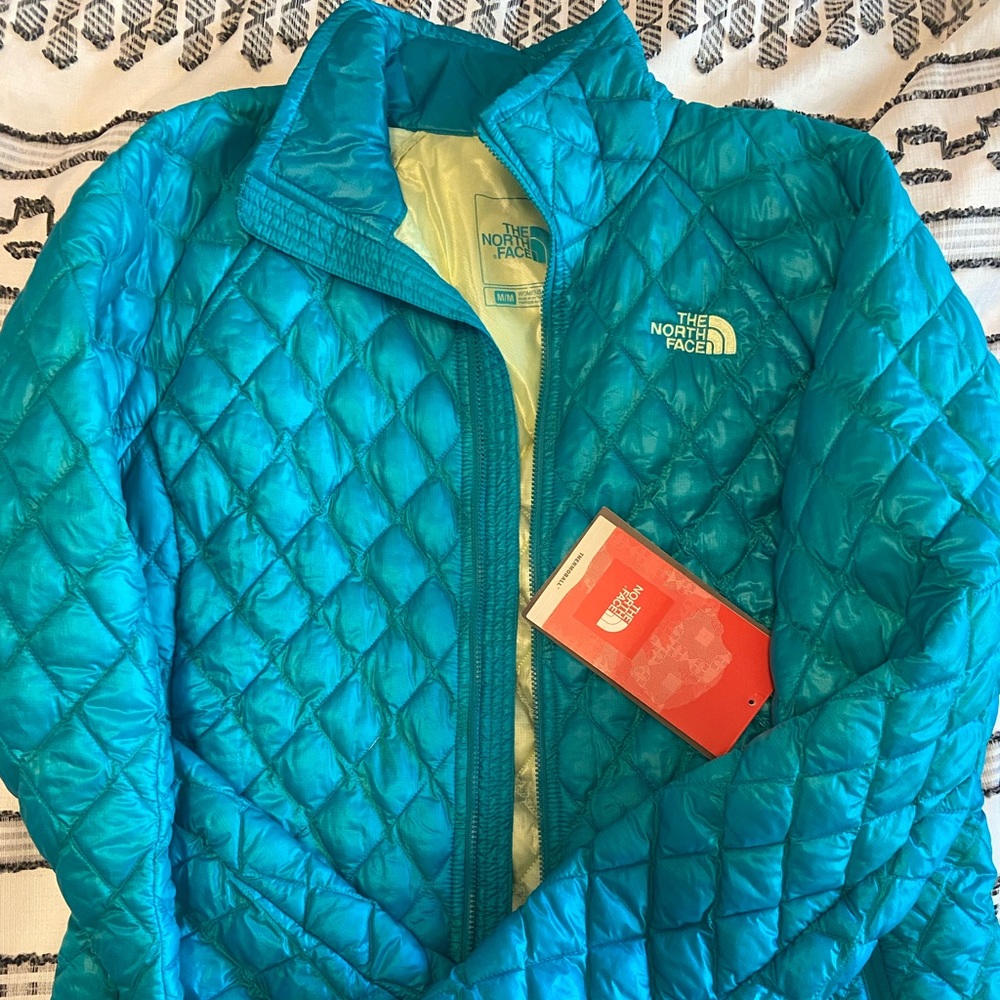 NWT North Face Thermoball - Borealis Blue Jacket Women’s Medium